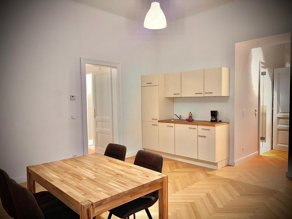 Wiedner Apartments Відень Екстер'єр фото